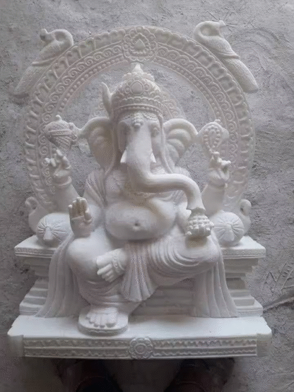 MARBLE STATUE